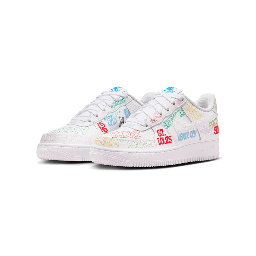AIR FORCE 1 LV8 3 BG NIÑOS IO9739-100 - Image 4