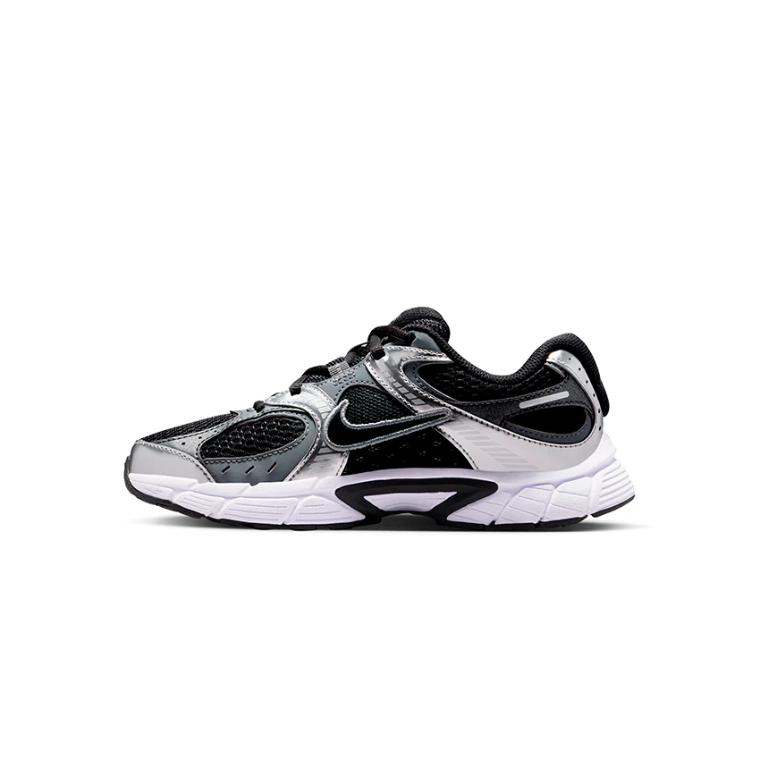 NIKE V5 RNR BG NIÑOS HQ6411-001 - Image 3