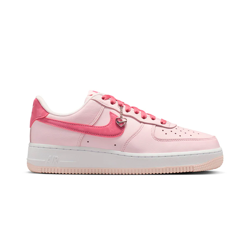 W AIR FORCE 1 07 VTD MUJER IO8755-600