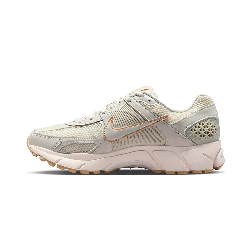 W NIKE ZOOM VOMERO 5 MET MUJER IB8929-003 - Image 2