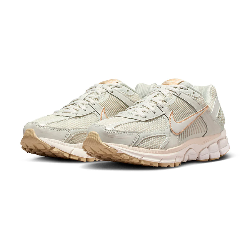 W NIKE ZOOM VOMERO 5 MET MUJER IB8929-003 - Image 4