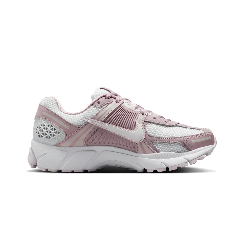 W NIKE ZOOM VOMERO 5 WOMEN FJ2028-109