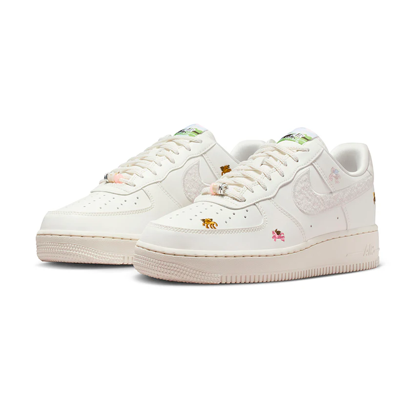 WMNS AIR FORCE 1 07 REC CN MUJER IQ1143-100 - Image 4