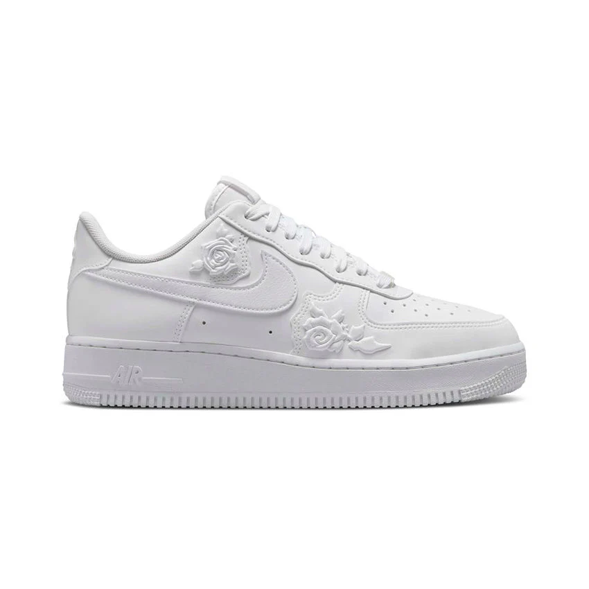 WMNS AIR FORCE 1 07 SE MUJER HF2016-100