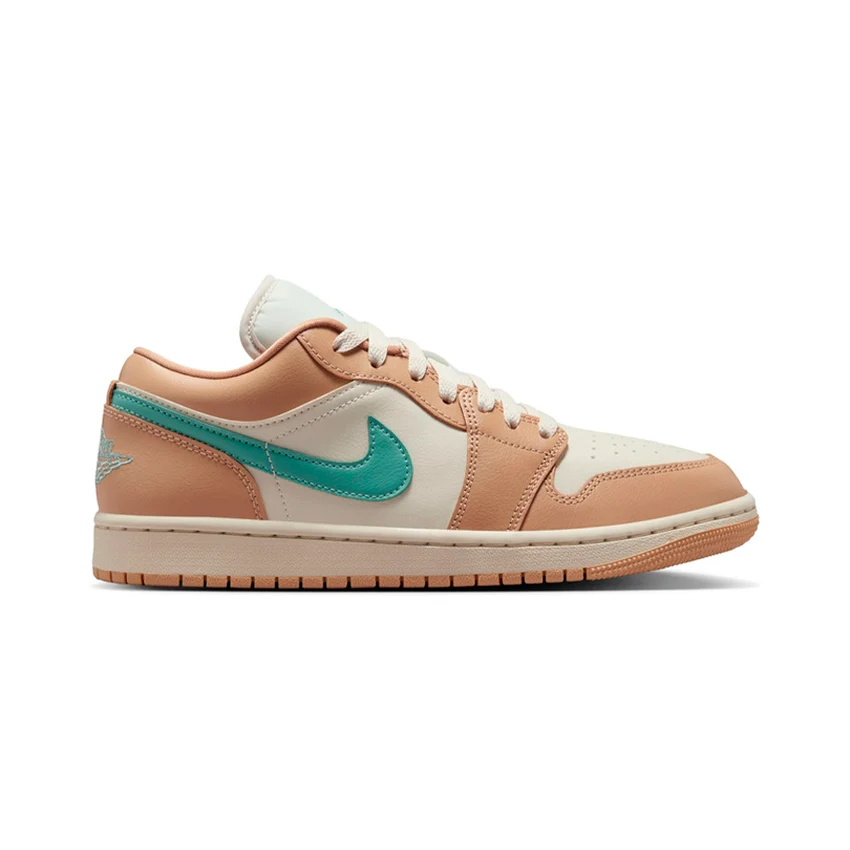 WMNS AIR JORDAN 1 LOW MUJER DC0774-130