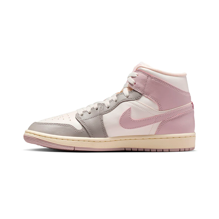 WMNS AIR JORDAN 1 MID MUJER BQ6472-122 - Image 3